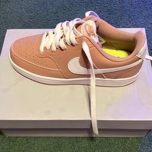 Nike Air Force 1 Size 6.5 Women’s Rose Gold